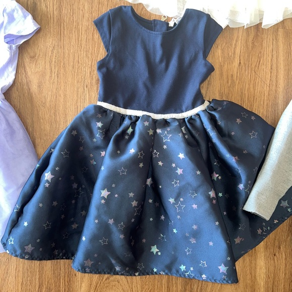 Bundle of dresses and coats for girls size 5 - Picture 8 of 8